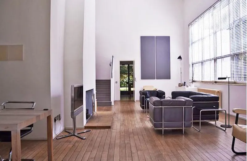 Living Room at Hatfield Modernist house, D1382 (photo 2)