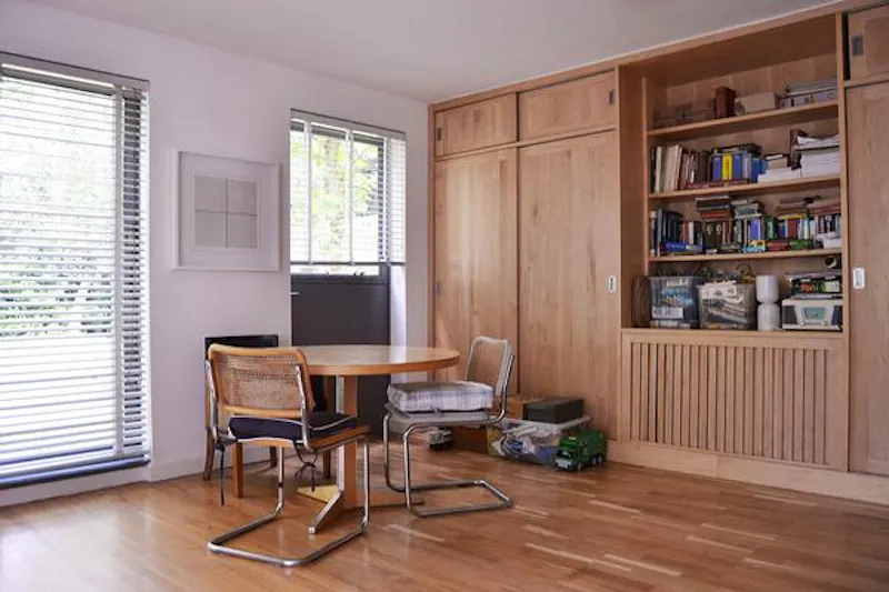 Games room at Hatfield Modernist house, D1382 (photo 13)