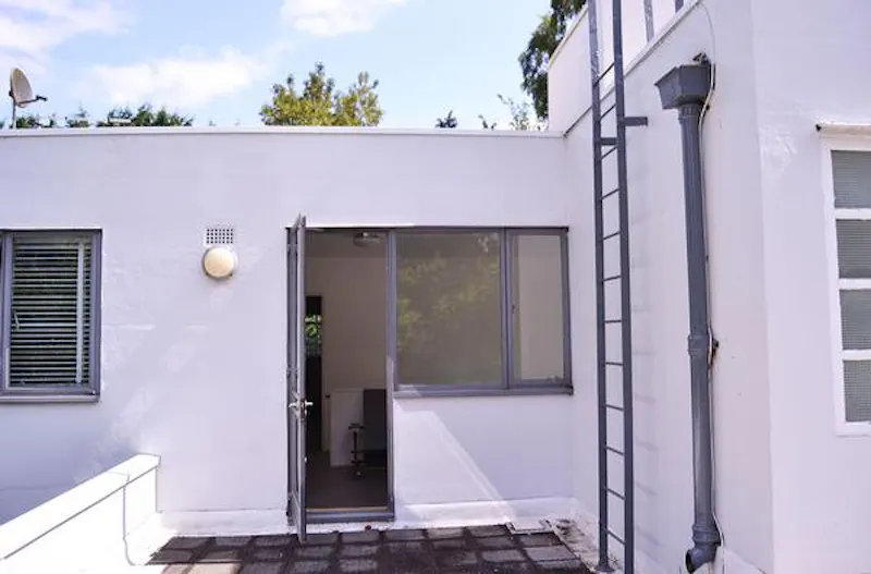 Hatfield Modernist house, D1382 (photo 31)