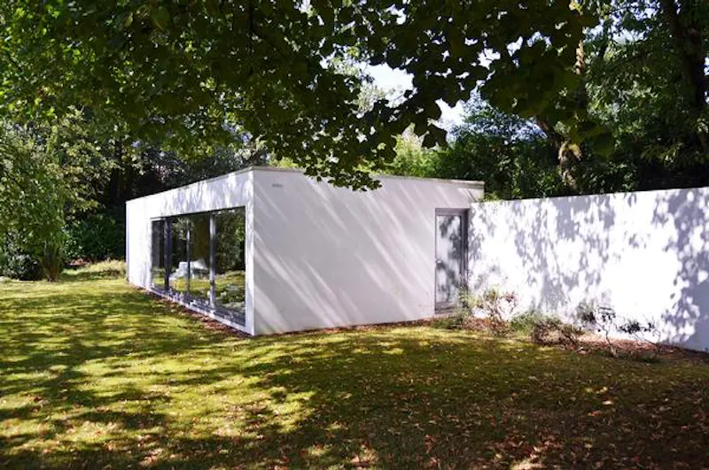 Stable / Outbuildings at Hatfield Modernist house, D1382 (photo 60)