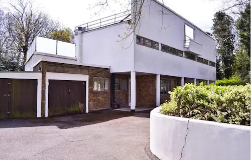Modernist Sydenham Hill house, D2132