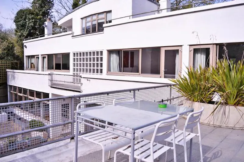 Modernist Sydenham Hill house, D2132 (photo 39)