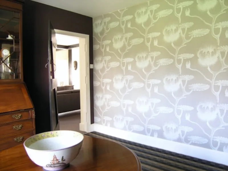 Wallpaper at Arts and Crafts on the Thames, D1982 (photo 15)