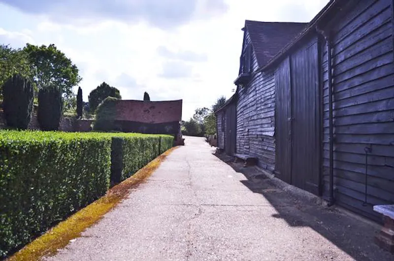 200 acre Radlett farm, L236 (photo 35)