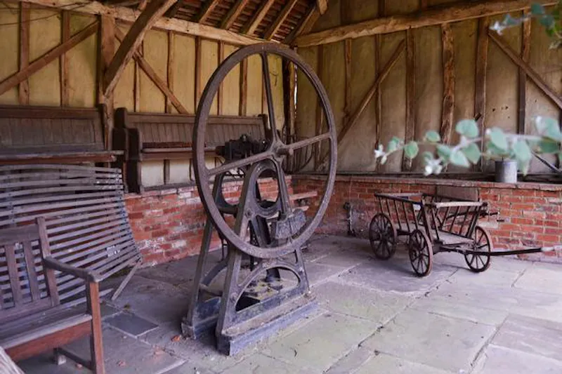 200 acre Radlett farm, L236 (photo 45)