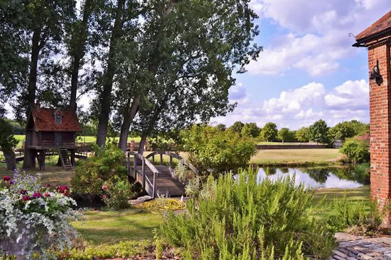 200 acre Radlett farm, L236 (photo 52)