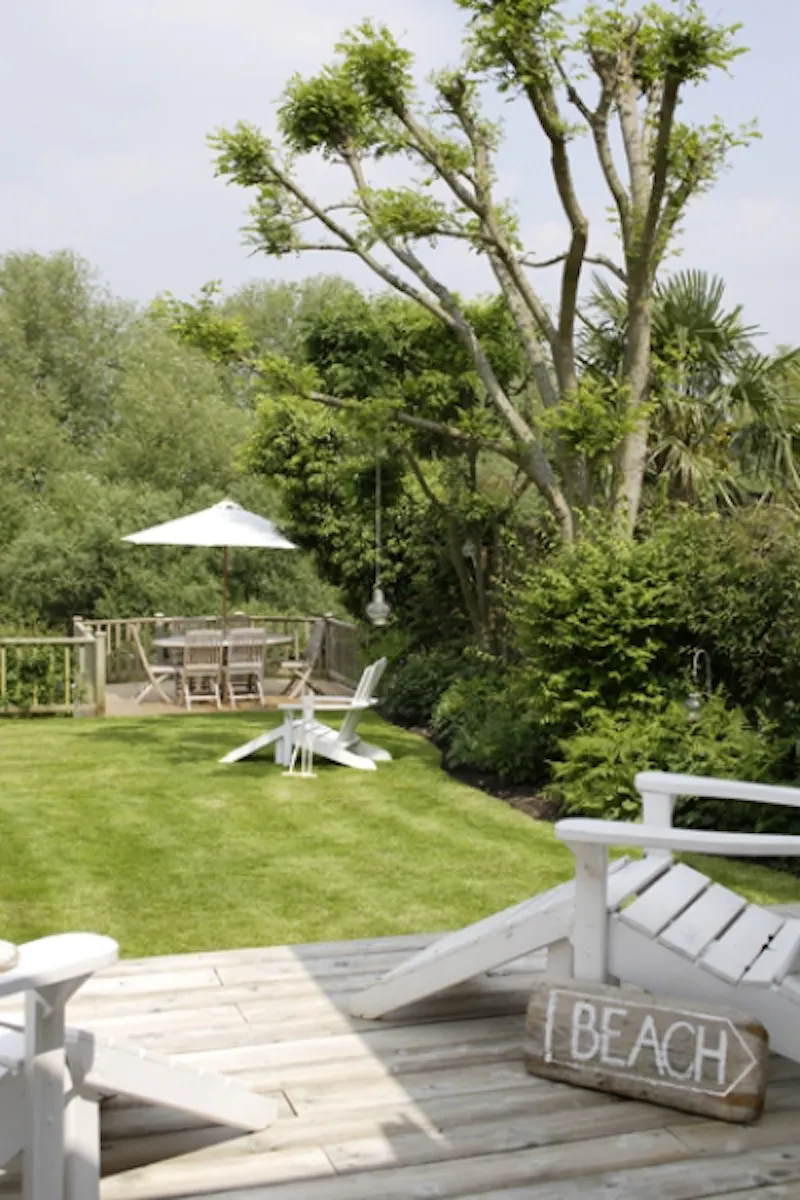 Terrace/Patio at Pretty New England-style house, D1998 (photo 52)