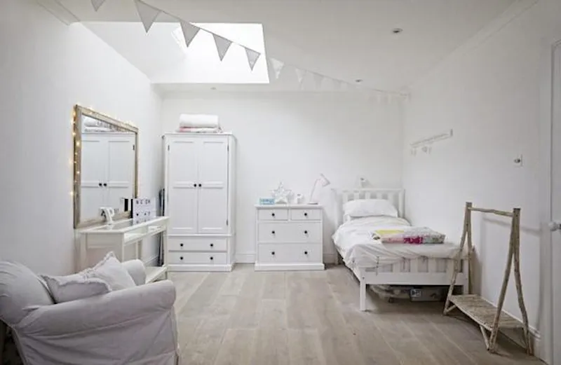 Bedroom - child's at Pretty New England-style house, D1998 (photo 29)