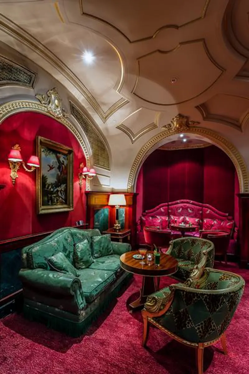 Luxury Kensington boutique hotel, R686 (photo 5)
