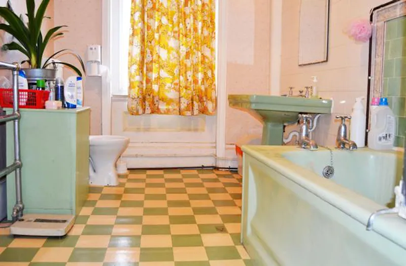 Bathroom at Detached Putney house, B969 (photo 14)