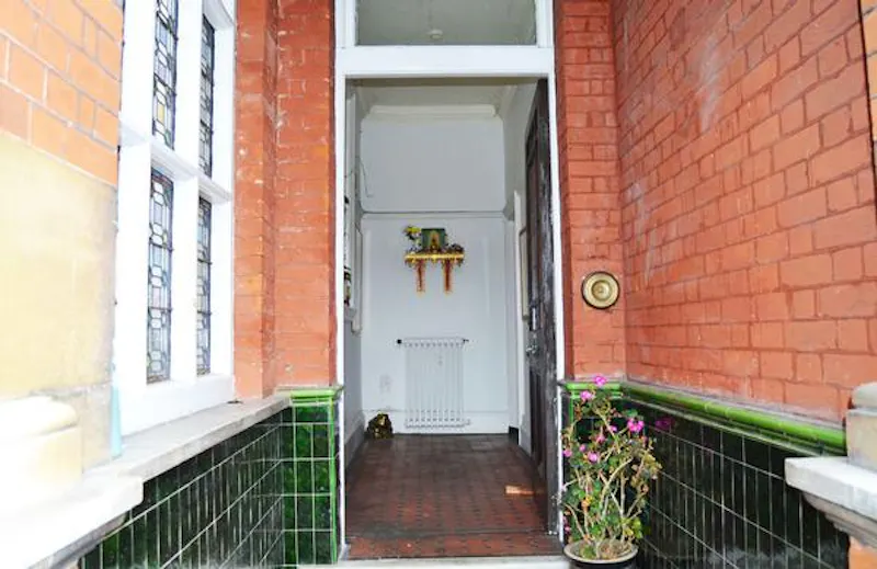 Detached Putney house, B969 (photo 35)