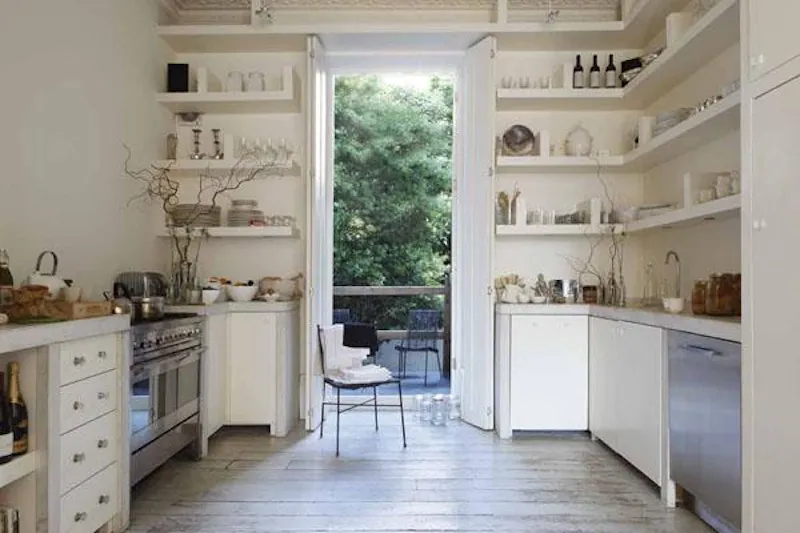 Kitchen at Rustic flat in Notting Hill, F961 (photo 9)