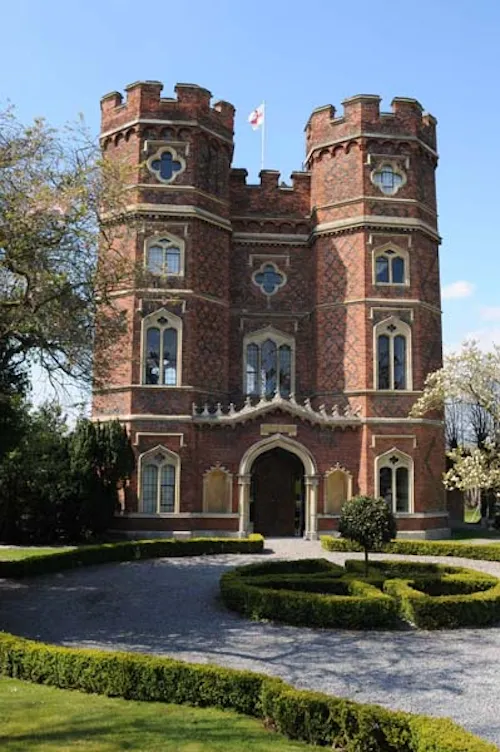 Historical gatehouse near Esher, G138