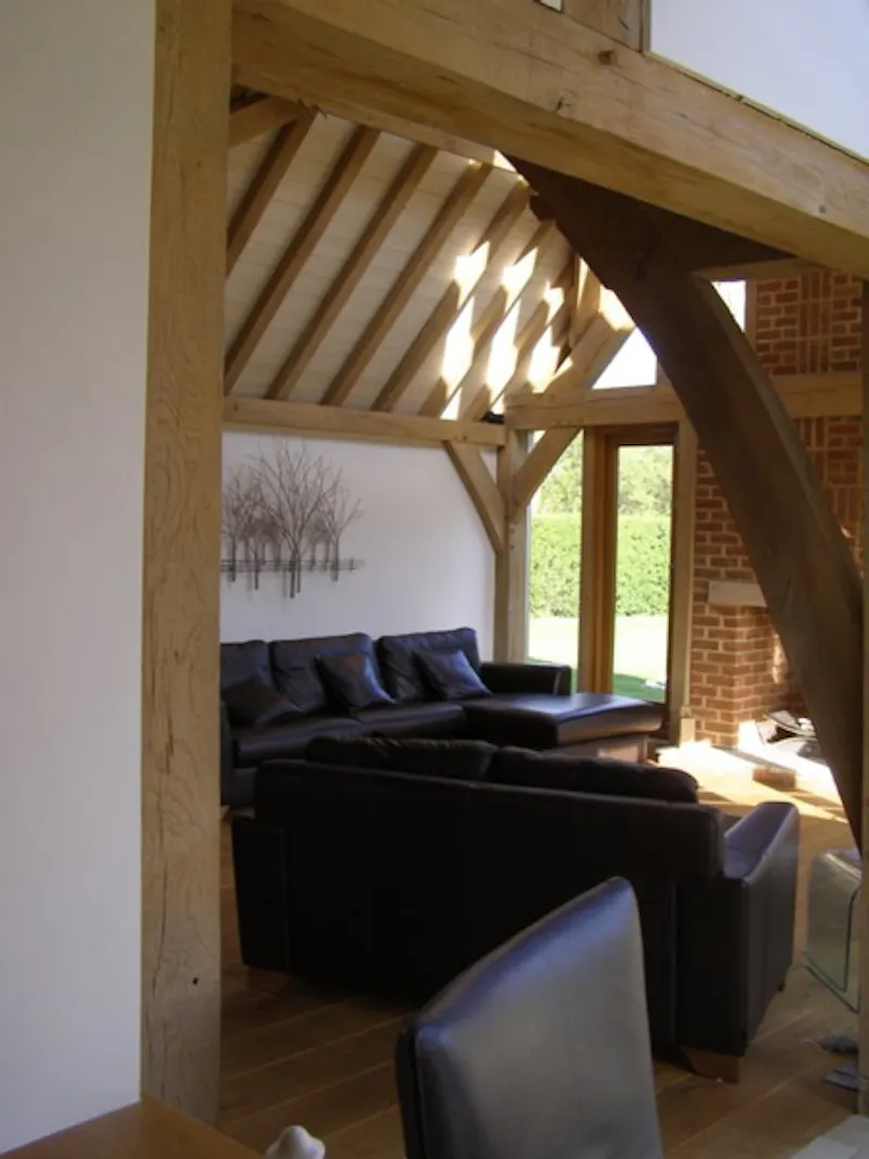 Secluded Chobham farmhouse, D1977 (photo 5)