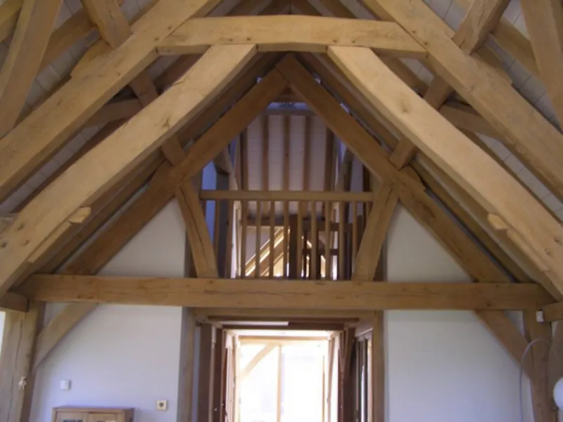 Secluded Chobham farmhouse, D1977 (photo 9)
