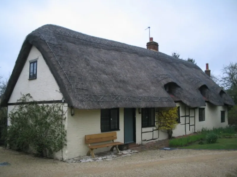 South Oxfordshire cottage, C784 (photo 1)