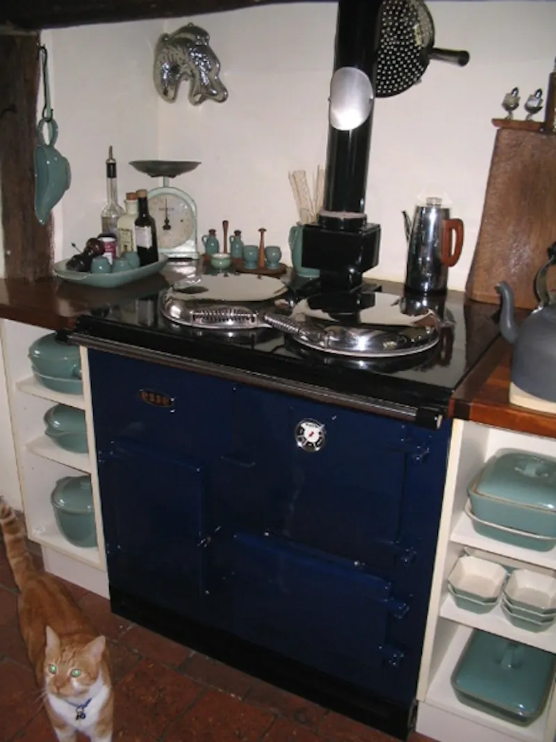 Aga at South Oxfordshire cottage, C784 (photo 7)