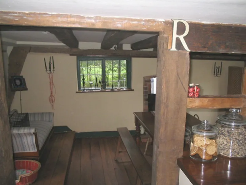 South Oxfordshire cottage, C784 (photo 9)