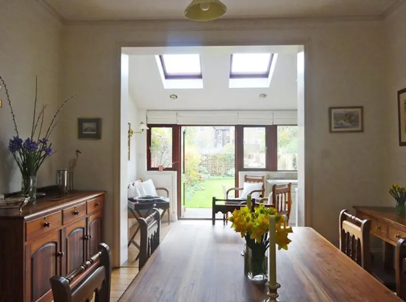 Open plan at Bright and airy home in Barnes, E260 (photo 10)