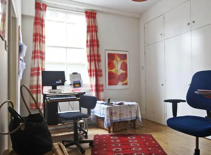Bright and airy home in Barnes, E260 (photo 13)
