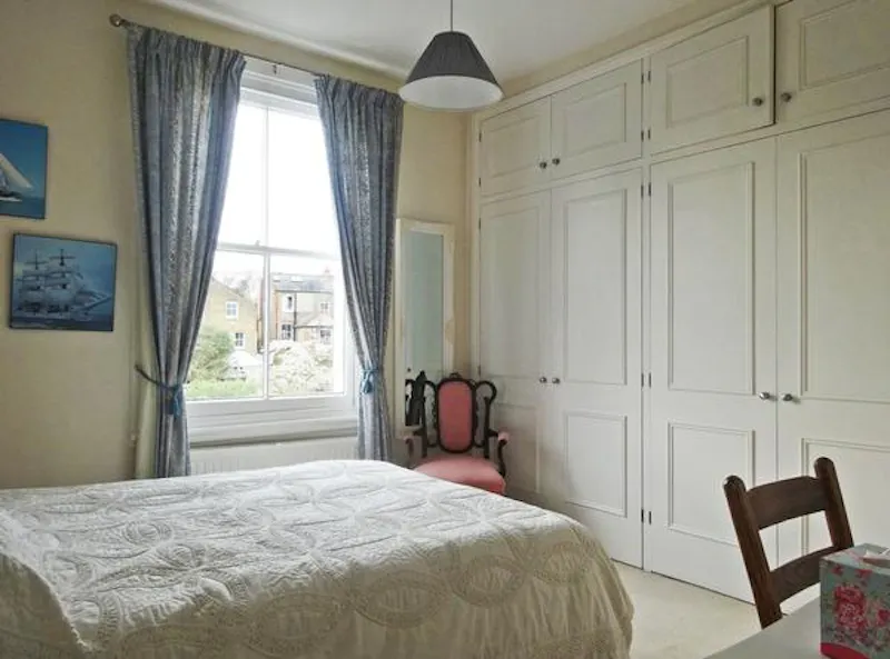 Bright and airy home in Barnes, E260 (photo 19)