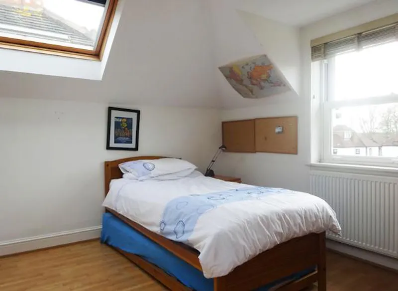 Bedroom - child's at Bright and airy home in Barnes, E260 (photo 20)