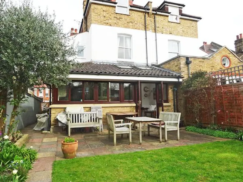 Terrace/Patio at Bright and airy home in Barnes, E260 (photo 27)