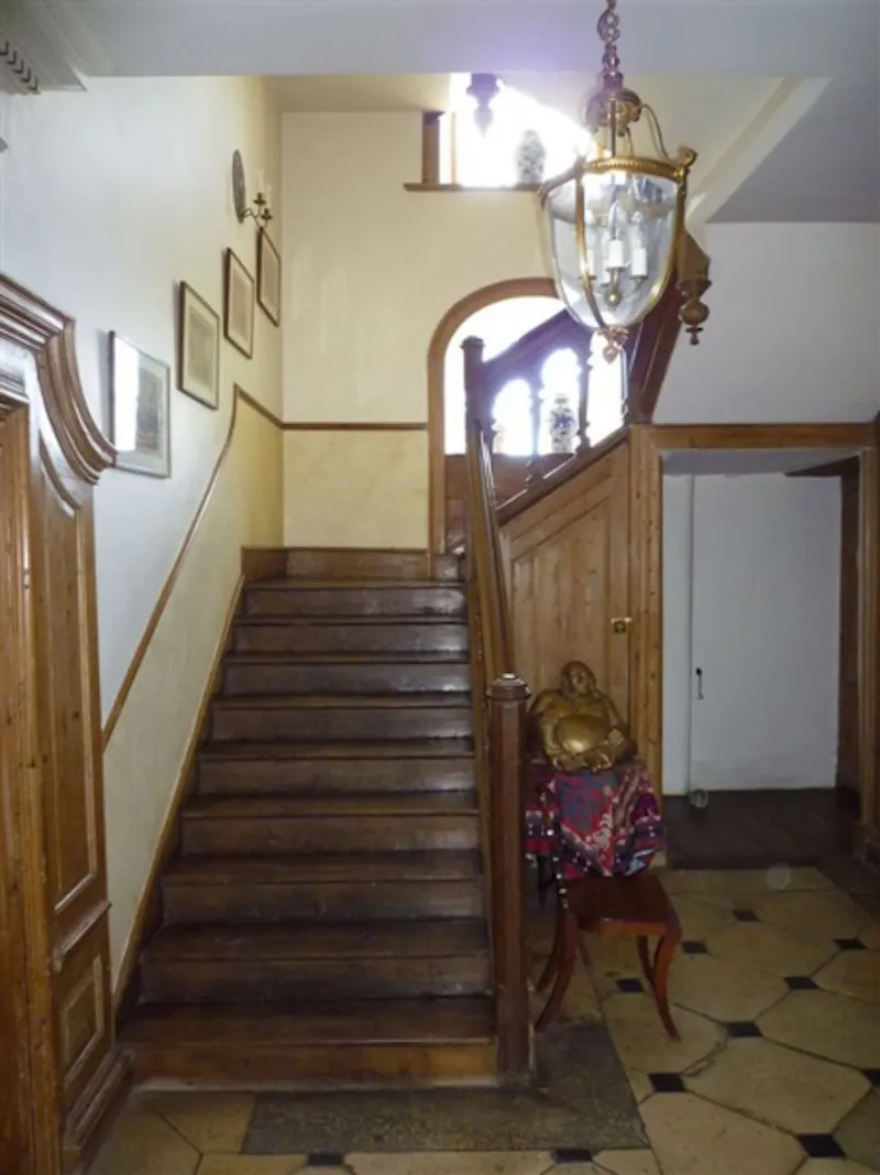 Staircase at Gothic manor house in Bath, A1135 (photo 10)