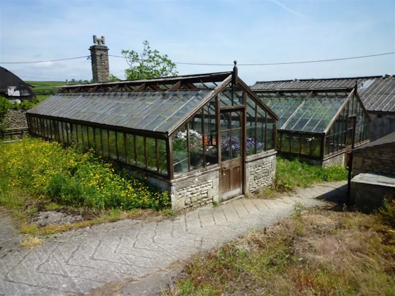 Greenhouse at Gothic manor house in Bath, A1135 (photo 37)