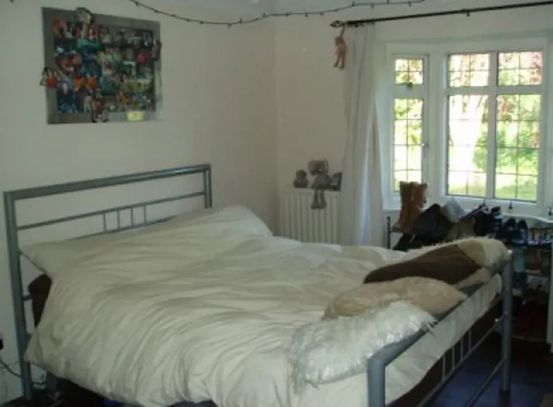 Bedroom at Bungalow in Lenham, E314 (photo 16)
