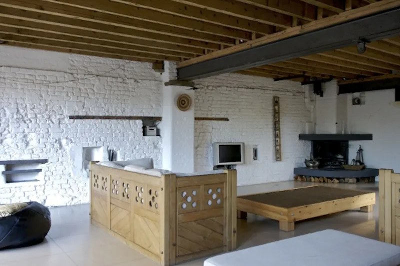 Converted Southwark Forge, F094 (photo 4)