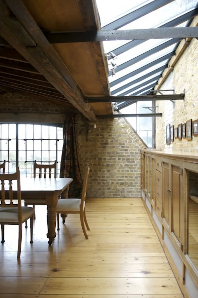 Converted Southwark Forge, F094 (photo 13)
