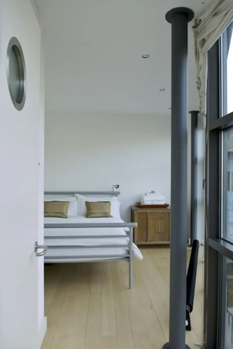 Bedroom at Converted Southwark Forge, F094 (photo 15)