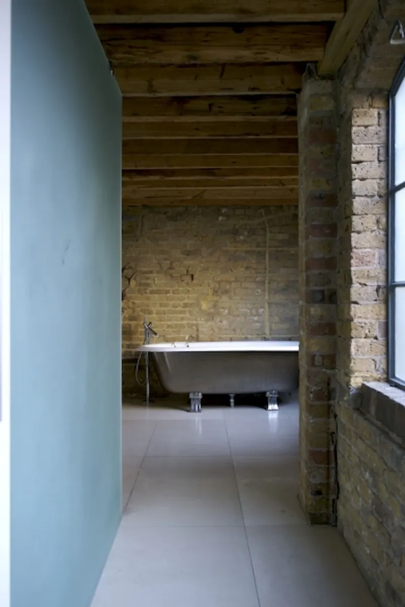 Converted Southwark Forge, F094 (photo 21)