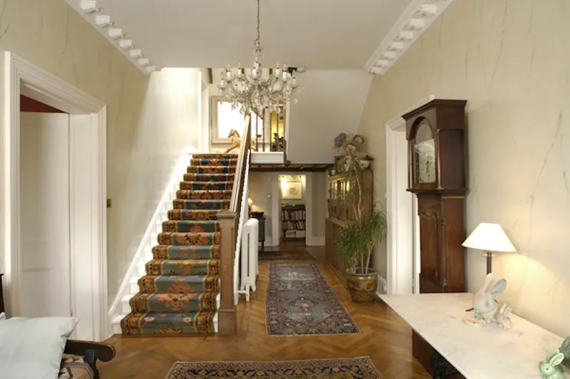 Entrance hall at Detached house in Chiddingly, B1490 (photo 12)