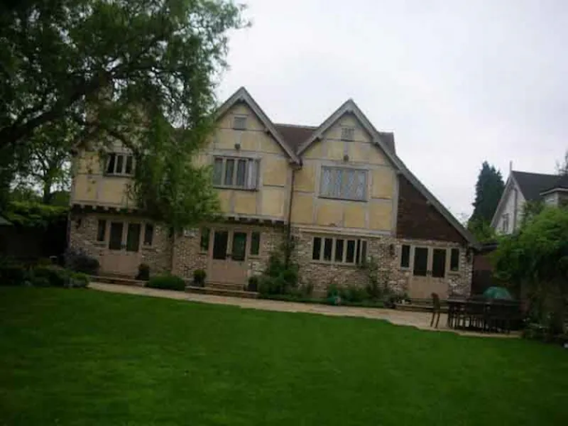 Garden at Characterful Radlett house, M267 (photo 2)