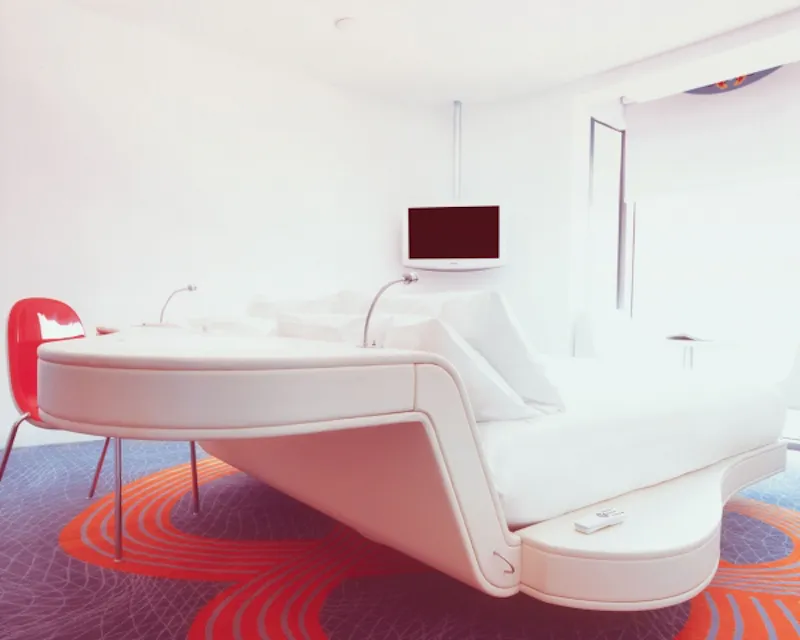 Quirky Brighton hotel, R722 (photo 7)