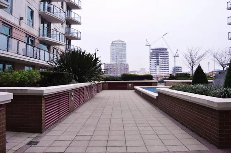 Vauxhall riverside apartment , K176 (photo 53)