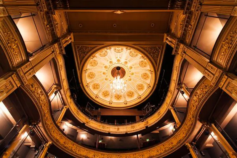 Grand Leicester Square theatre, P568 (photo 15)