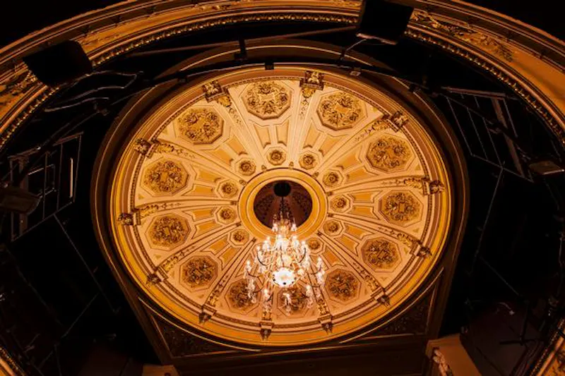 Grand Leicester Square theatre, P568 (photo 17)