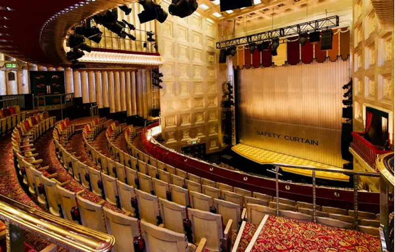 Art Deco theatre on the Strand, P574 (photo 6)