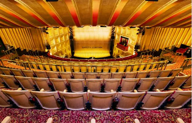 Art Deco theatre on the Strand, P574 (photo 7)