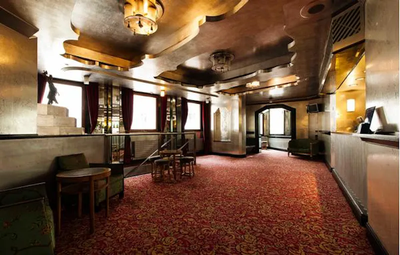 Art Deco theatre on the Strand, P574 (photo 25)