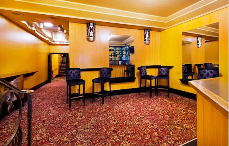 Art Deco theatre on the Strand, P574 (photo 31)