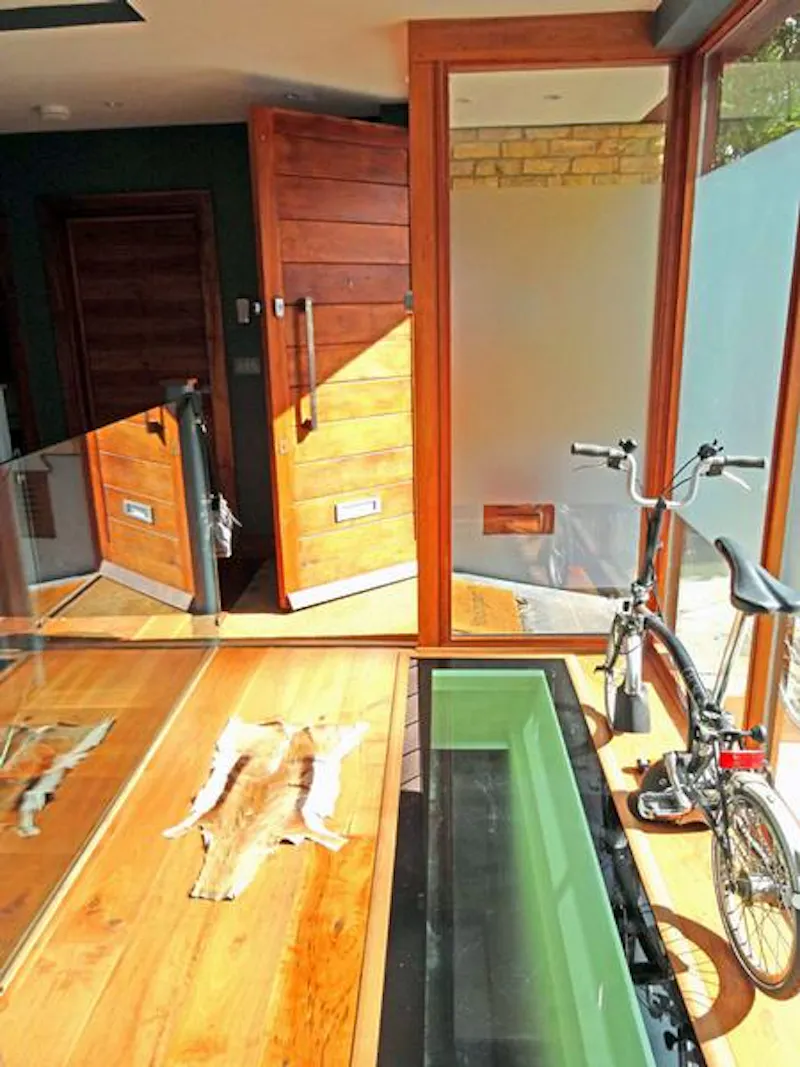 Funky Clapham house, K372 (photo 2)
