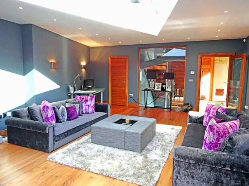 Living Room at Funky Clapham house, K372 (photo 6)