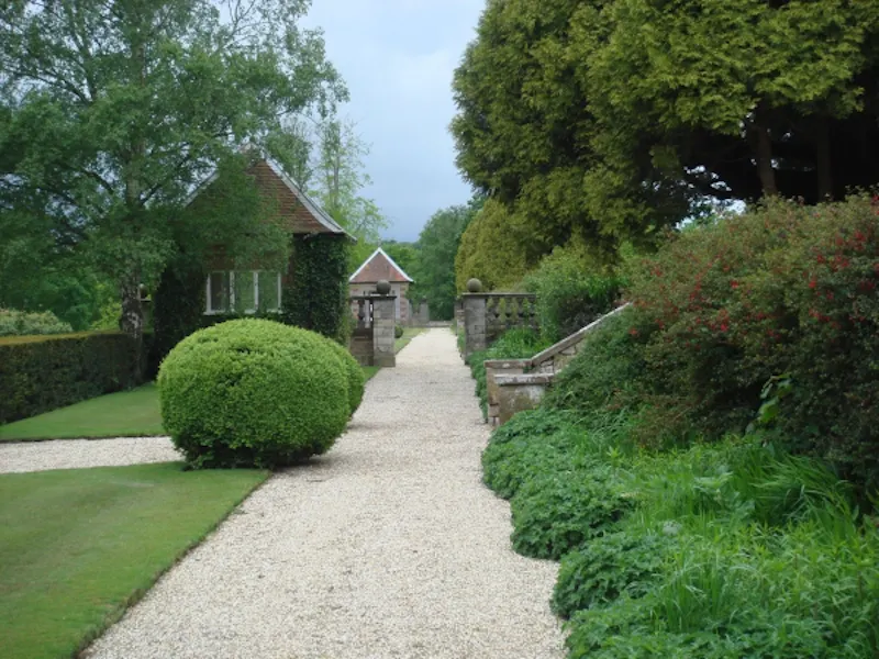 Garden - formal at Extensive Heathfield estate, A1198 (photo 27)