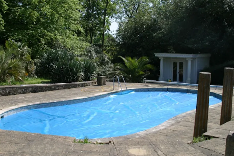 Swimming pool - outdoor at Extensive Heathfield estate, A1198 (photo 35)