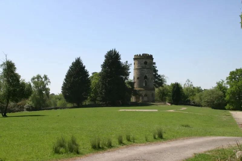 Extensive Heathfield estate, A1198 (photo 39)