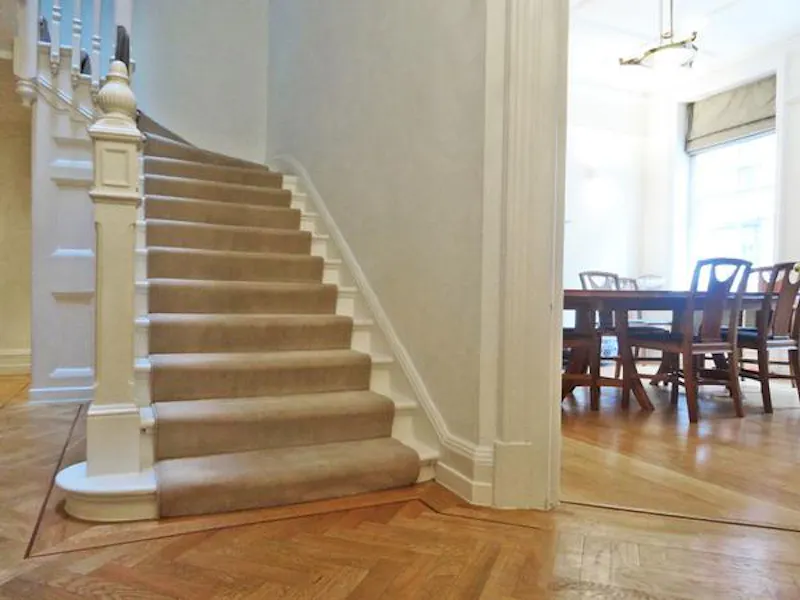 Staircase at Westminster Victorian townhouse, B1501 (photo 6)